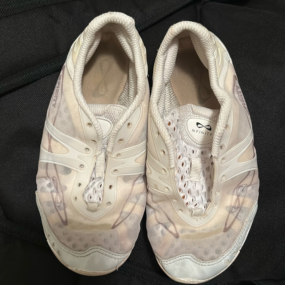 Nfinity girls cheer shoes